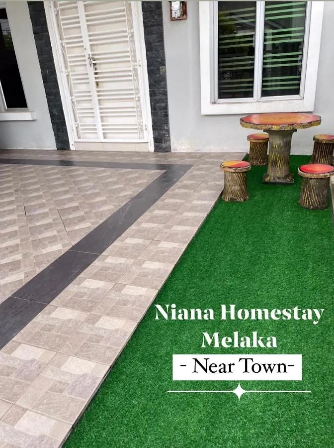 Holiday home Niana Homestay Melaka -Near Town