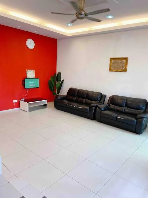 Holiday home Niana Homestay Melaka -Near Town Malaysia